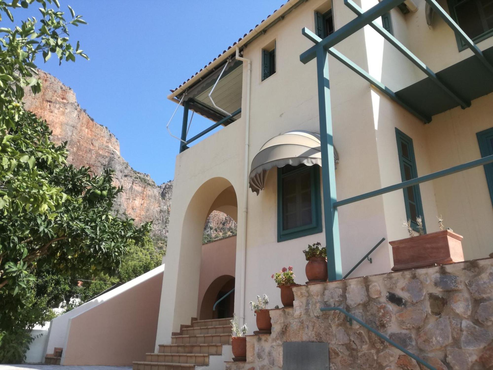 The Valkyries 1 Apartment Leonídion Exterior photo